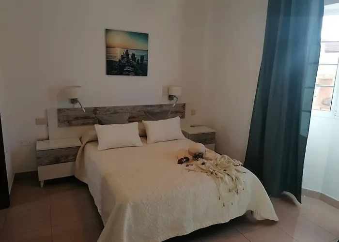 Maria, Relax, Piscina Climatizada, Bellas Vistas コラレホ